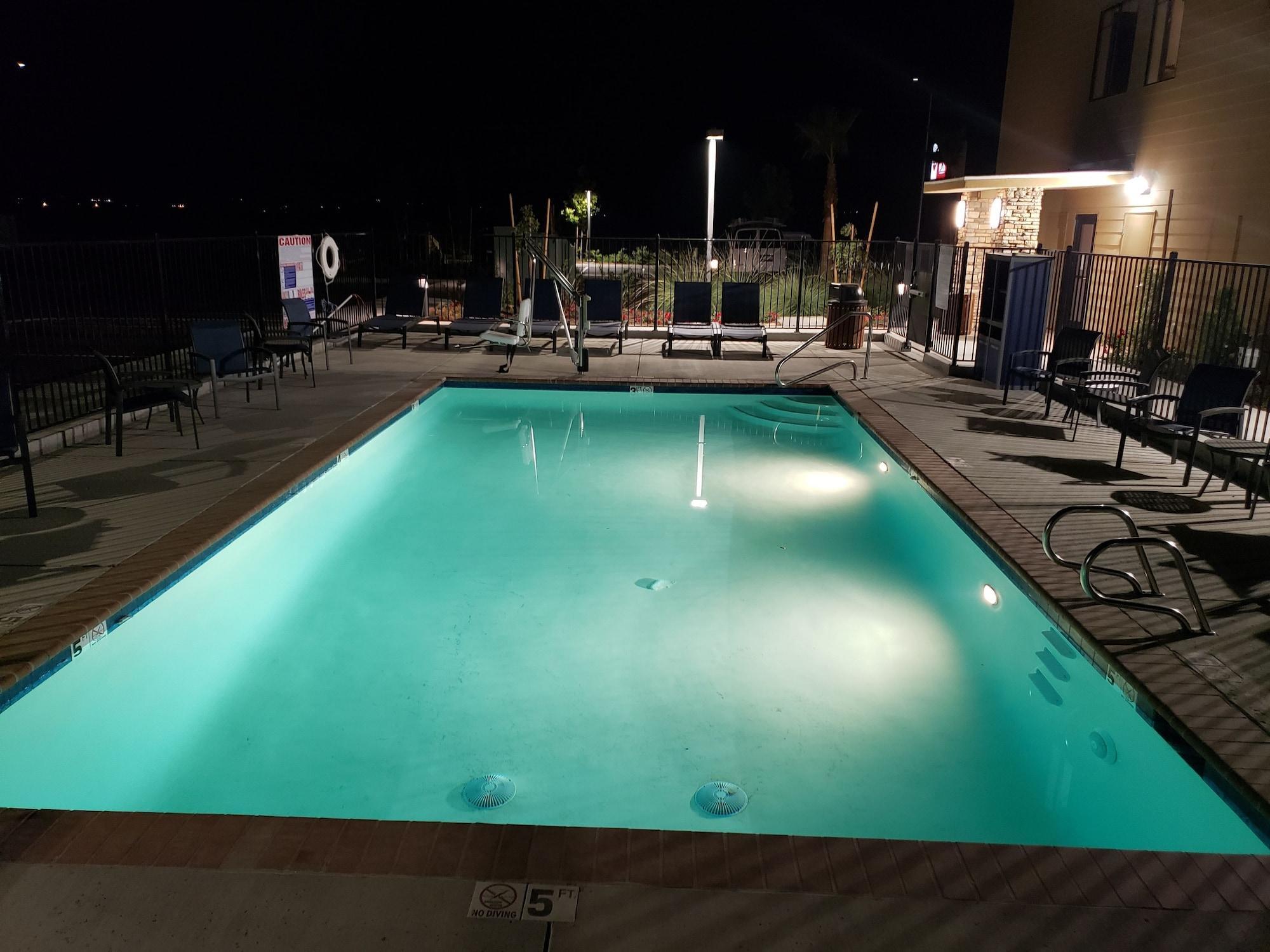 Best Western Plus Coalinga Inn Esterno foto