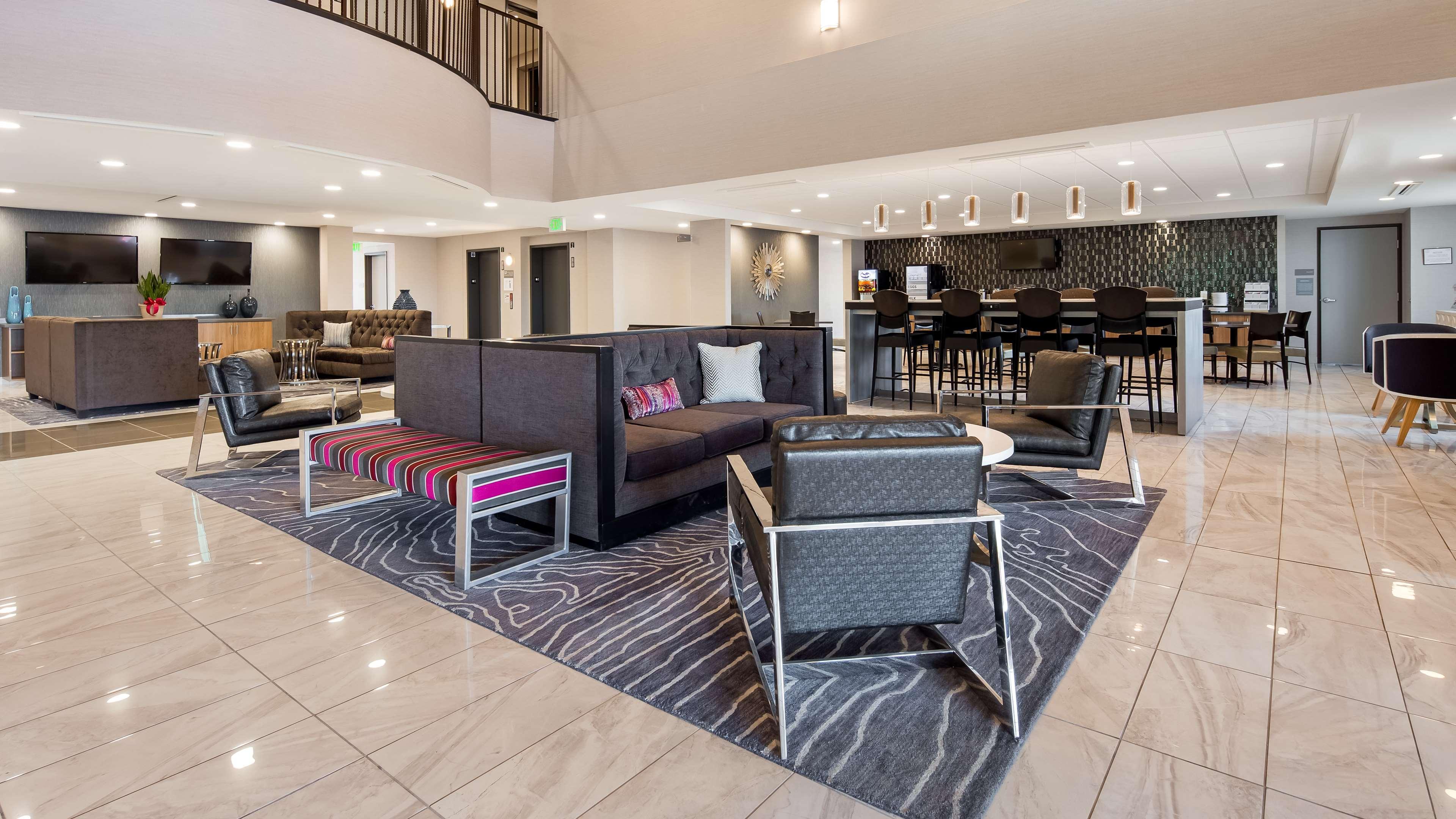 Best Western Plus Coalinga Inn Esterno foto