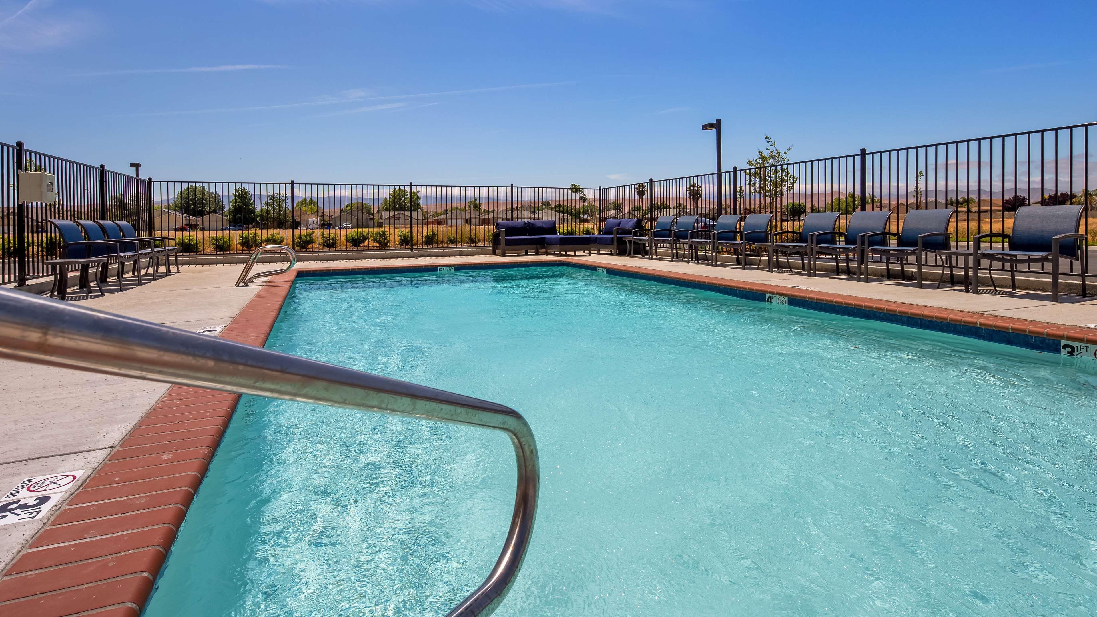 Best Western Plus Coalinga Inn Esterno foto
